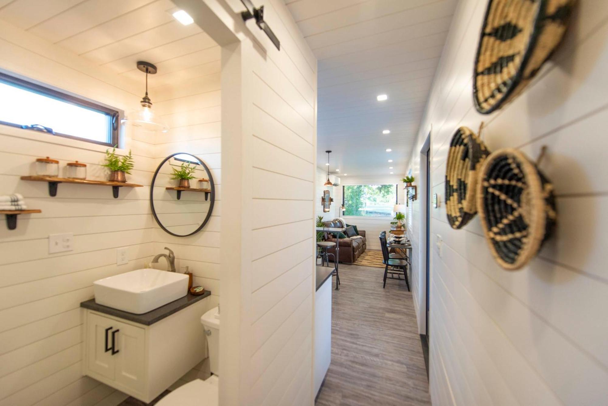 The Woods- Container Tiny House 12 Min To Magnolia/Baylor/Downtown Villa Bellmead Exterior photo